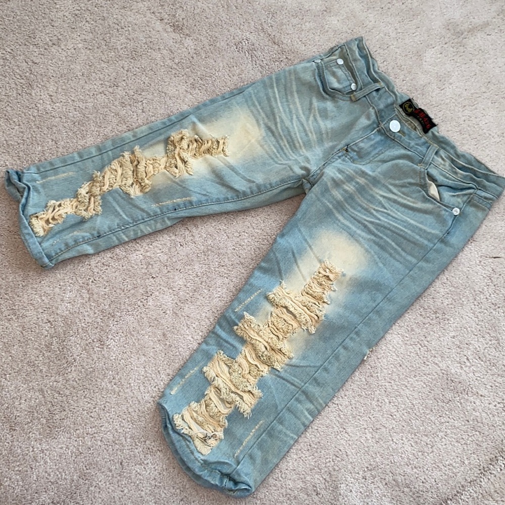 Brand new cropped jean